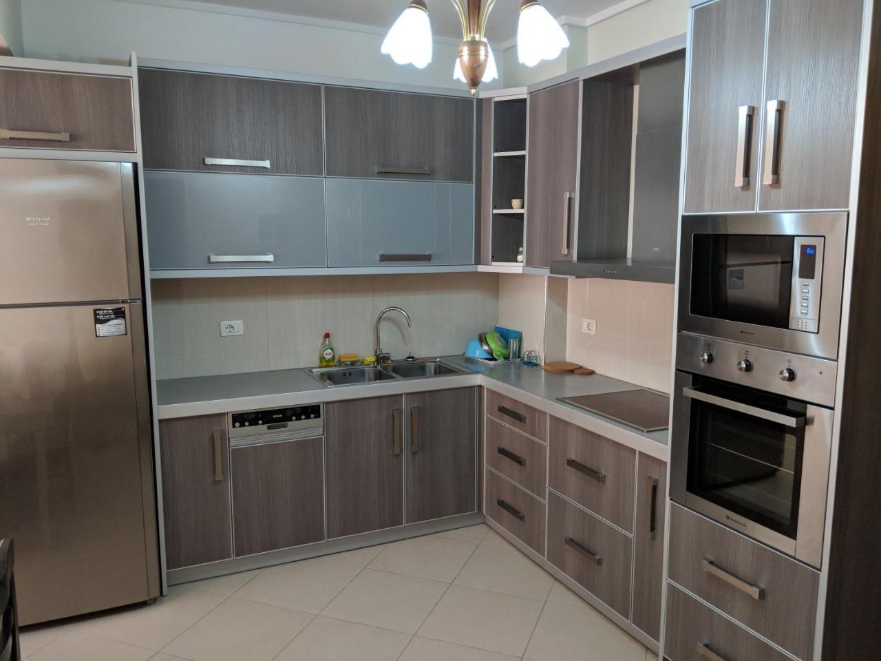 Seafront Apartment ซารานเดอ ภายนอก รูปภาพ